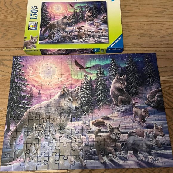 Ravensburger Christmas Northern Wolves 150-piece Jigsaw Puzzle - Picture 3 of 4